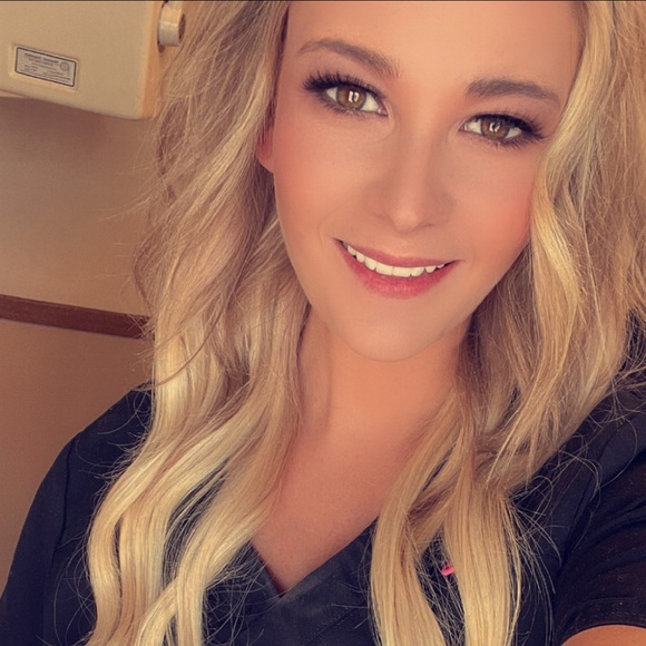 Meet your Posher, Sally - Picture 1 of 1